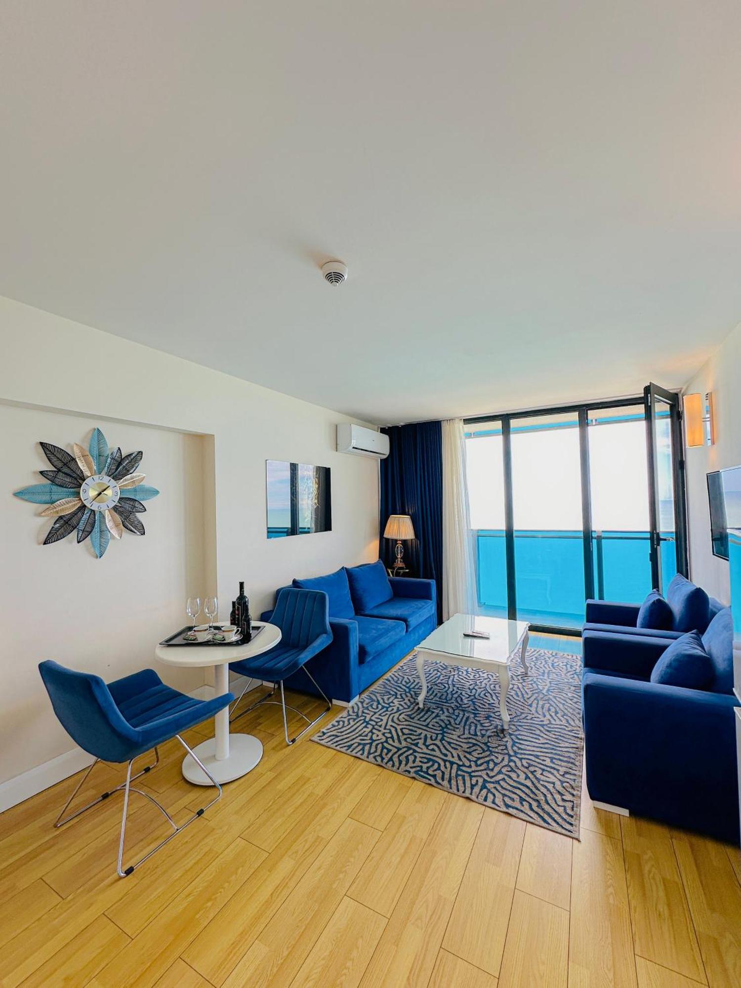 Seaside Vip Hotel 巴统 外观 照片
