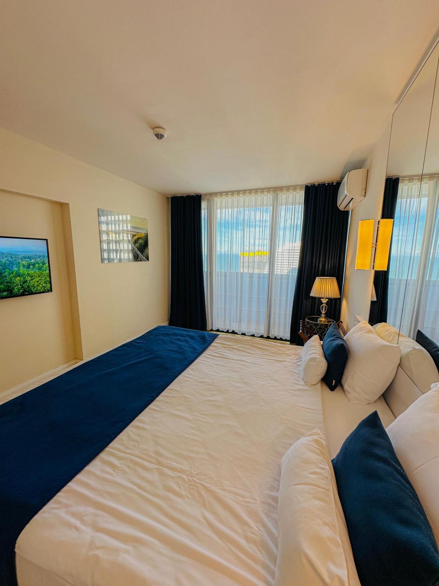 Seaside Vip Hotel 巴统 外观 照片