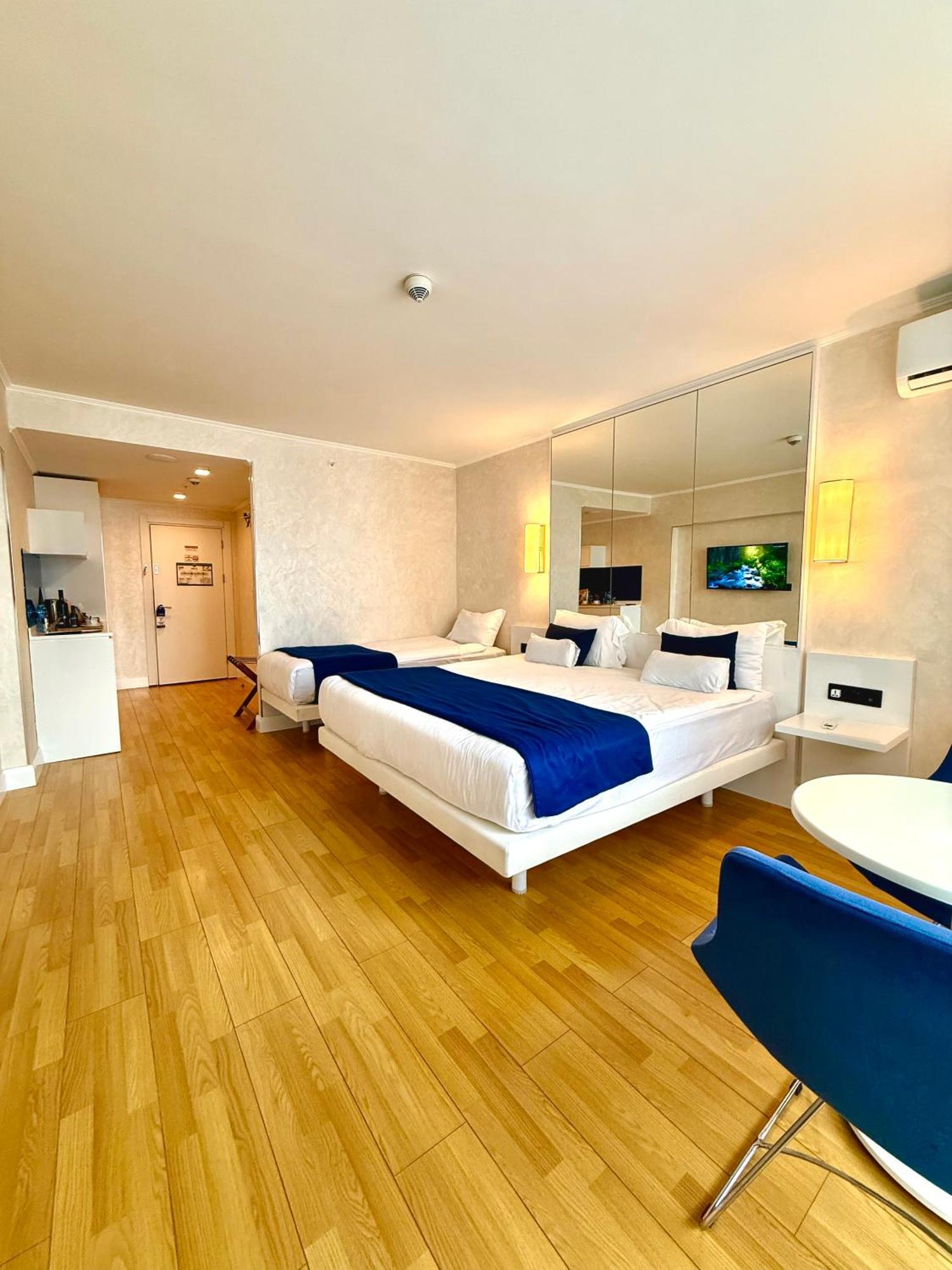 Seaside Vip Hotel 巴统 外观 照片