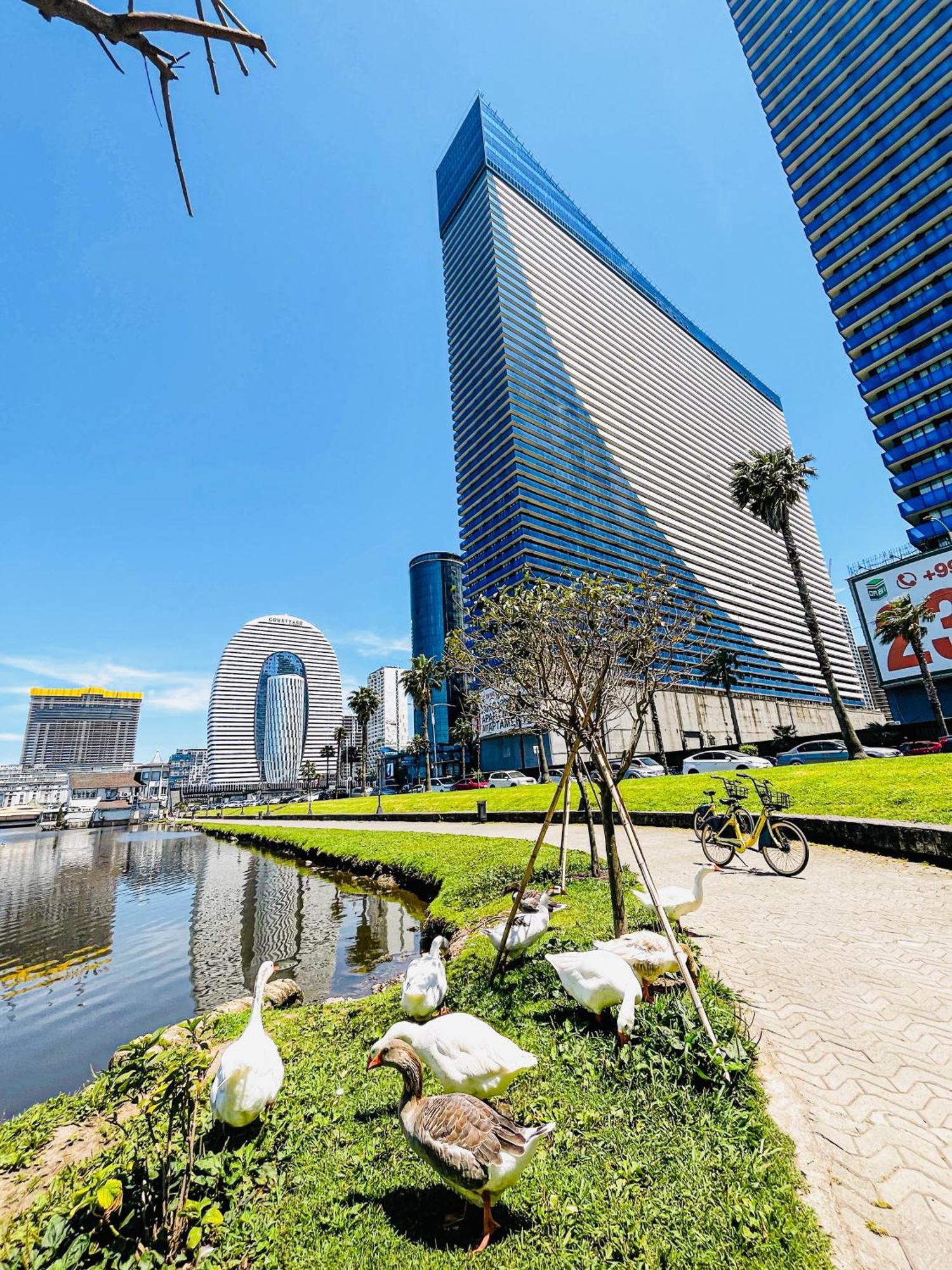 Seaside Vip Hotel 巴统 外观 照片