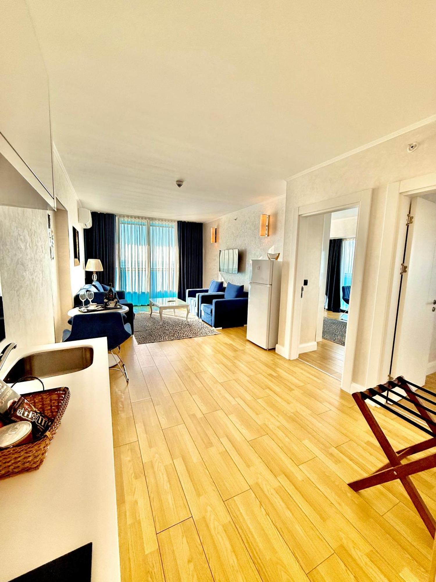 Seaside Vip Hotel 巴统 外观 照片