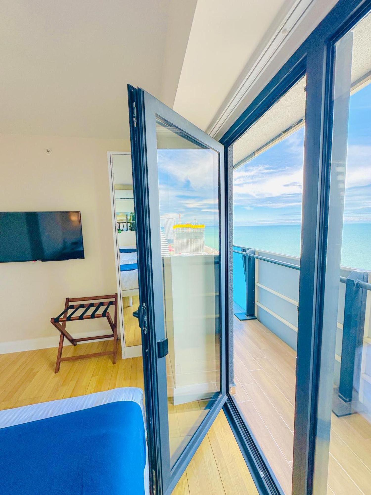 Seaside Vip Hotel 巴统 外观 照片