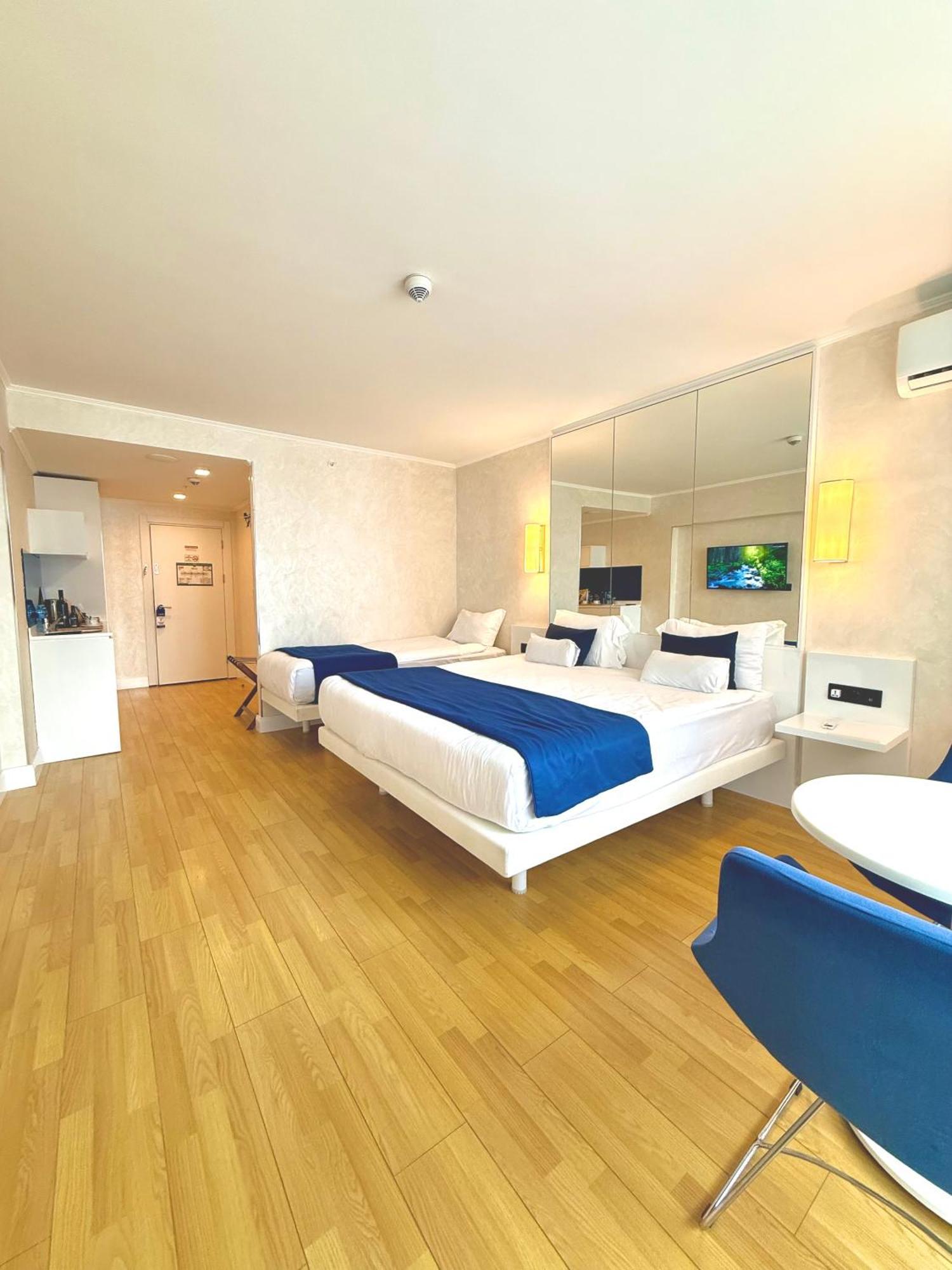 Seaside Vip Hotel 巴统 外观 照片